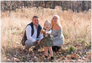 Family portraits in Thatcher Woods, River Forest, IL by Oak Park photographer Kristen Hazelton