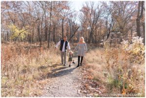 Family portraits in Thatcher Woods, River Forest, IL by Oak Park photographer Kristen Hazelton