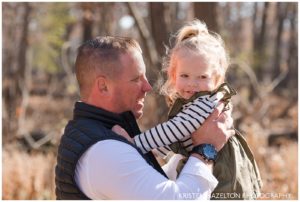 Family portraits in Thatcher Woods, River Forest, IL by Oak Park photographer Kristen Hazelton