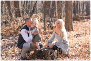 Family portraits in Thatcher Woods, River Forest, IL by Oak Park photographer Kristen Hazelton