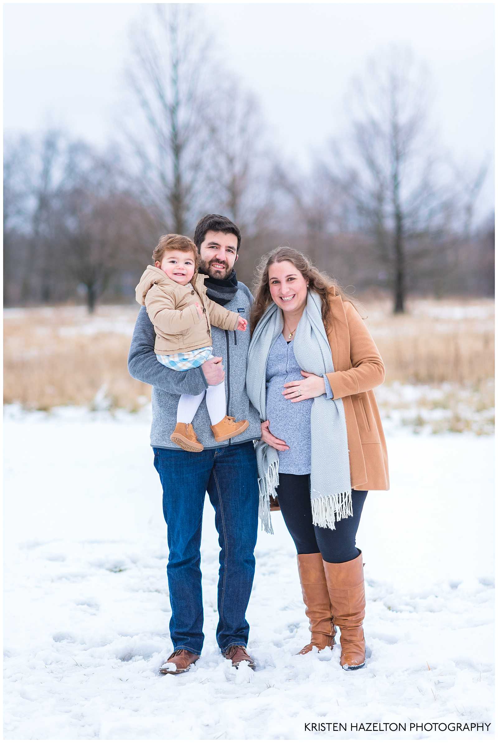 Snowy family maternity photos in Oak Park, IL