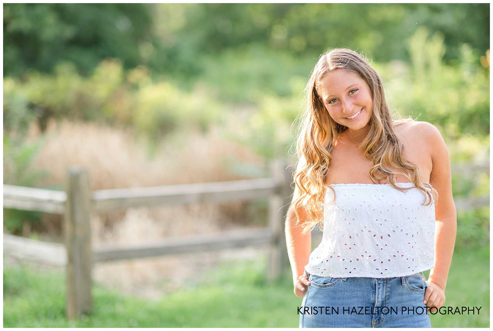 Girl with hands in her back pockets for her OPRF Senior Pictures 