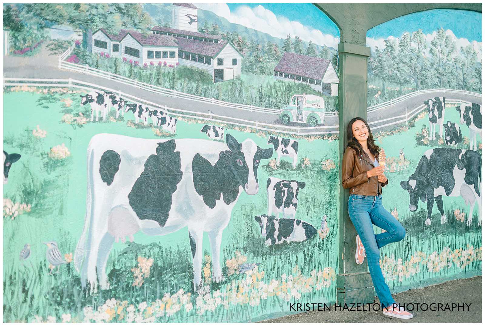 Senior portraits at the dairy with an ice cream cone