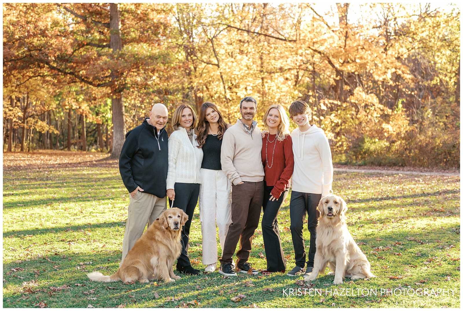 Family photos with grandparents and dogs photos by Evanston photographer Kristen Hazelton. 