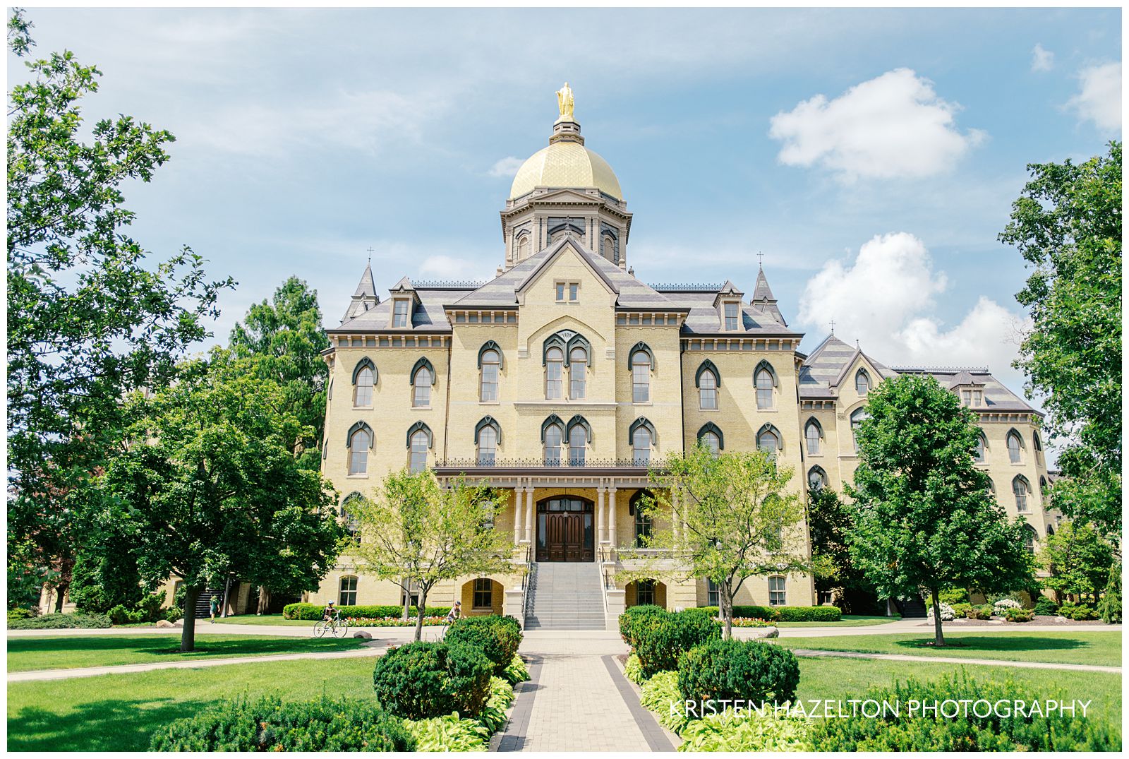 The Main Building with golden dome at the University of Notre Dame